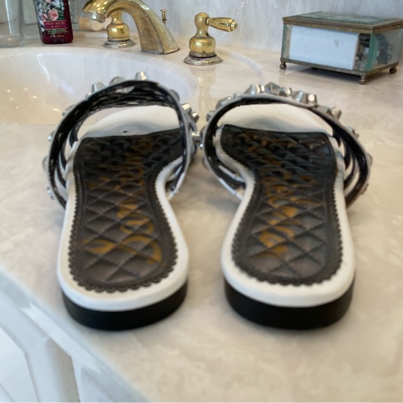 Sam Edelman Beatris studded slide sandals, size 8, white leather, silver studs - Picture 5 of 12
